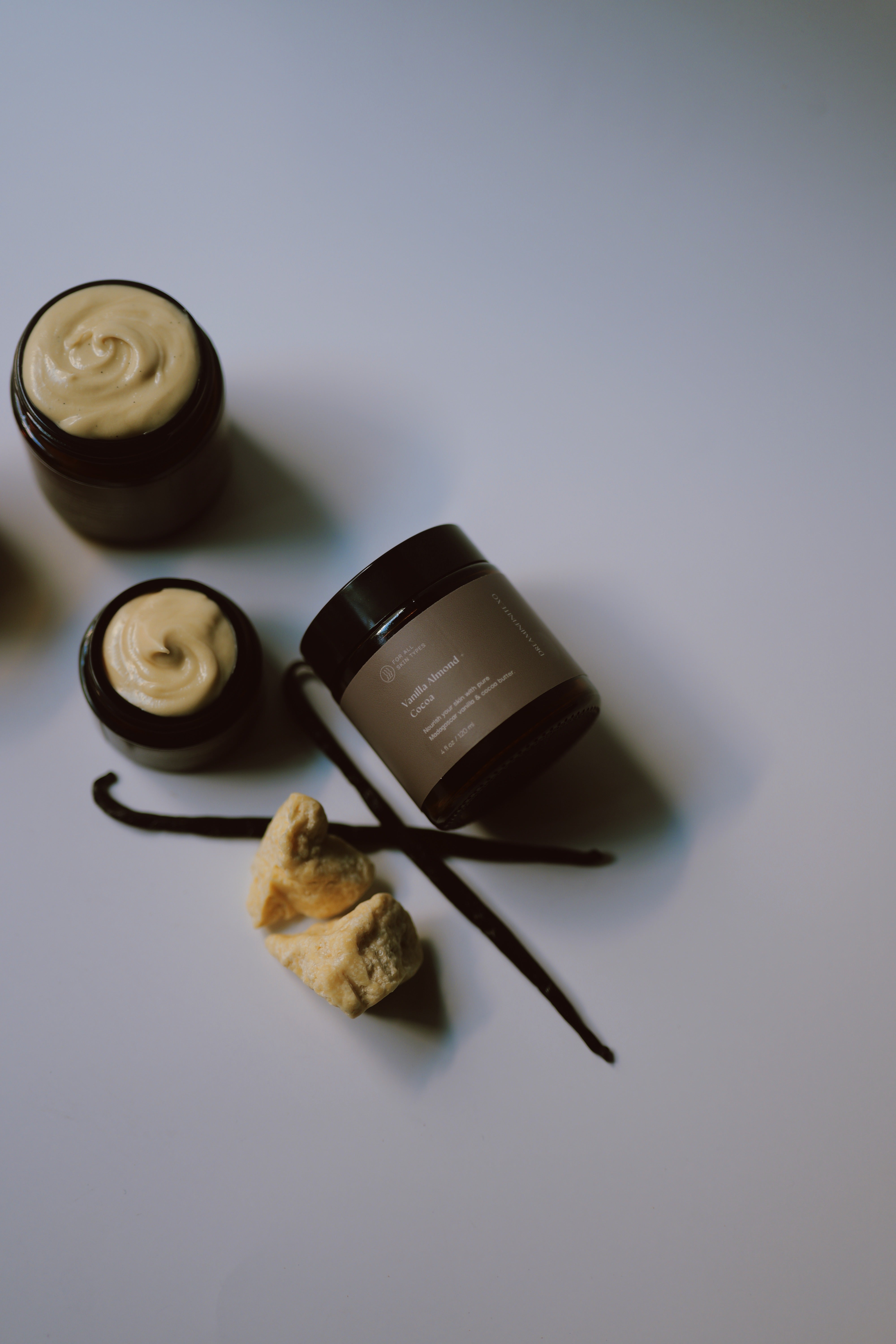 Vanilla almond + cocoa