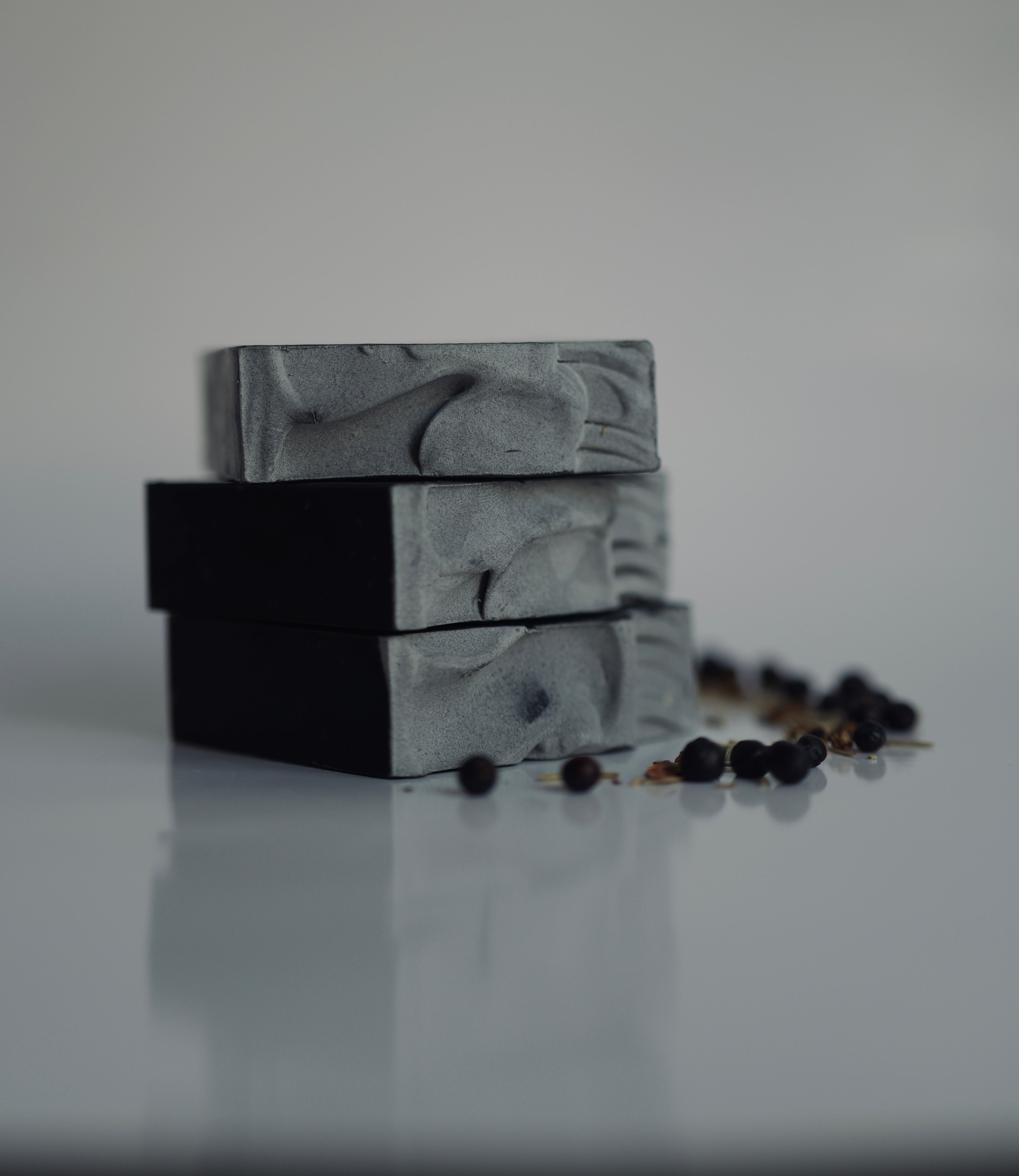 Tea Tree & Charcoal